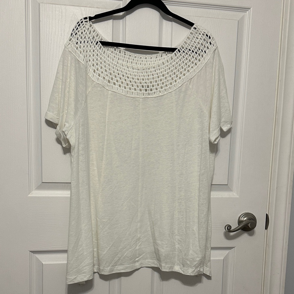 Elegant White Crochet Women Top
